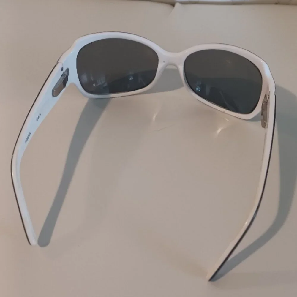 Fossil Sienna Prescription Bling Black/White Flex Hinges Wrap Around Sunglasses